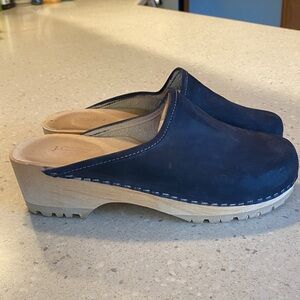 Jcrew nubuck clogs